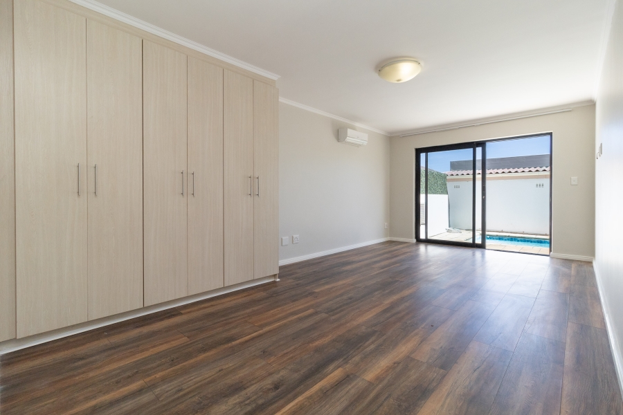 3 Bedroom Property for Sale in Camps Bay Western Cape